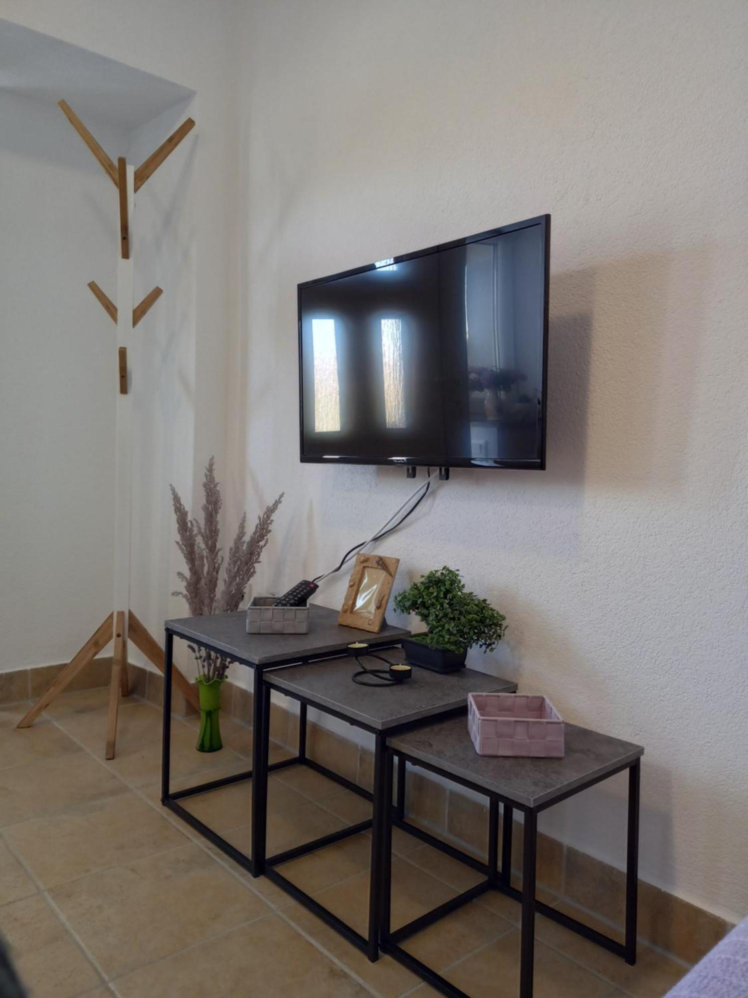 Apartman Kristina Vrbnik Exterior photo